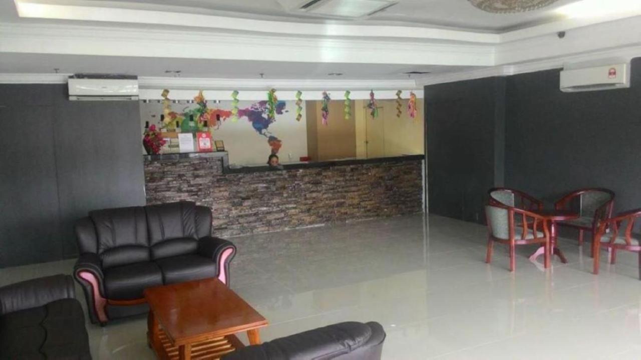 Golden Hotel Кота Кинабалу Екстериор снимка