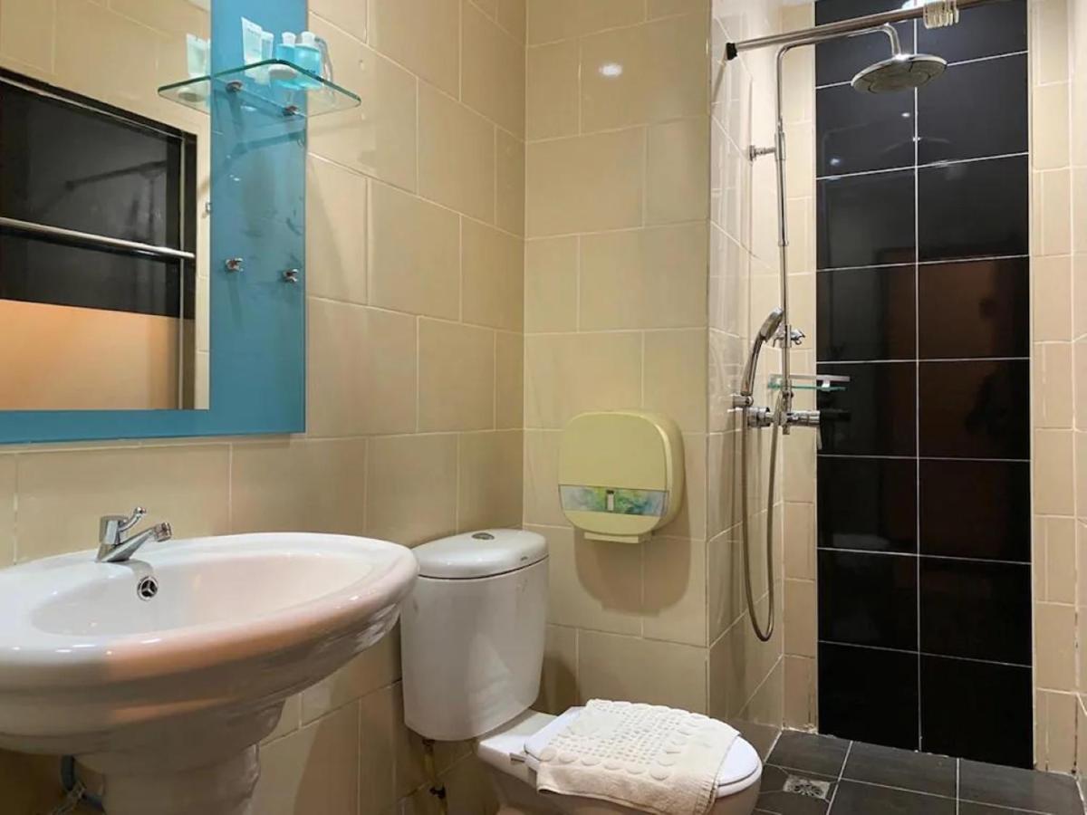 Golden Hotel Кота Кинабалу Екстериор снимка