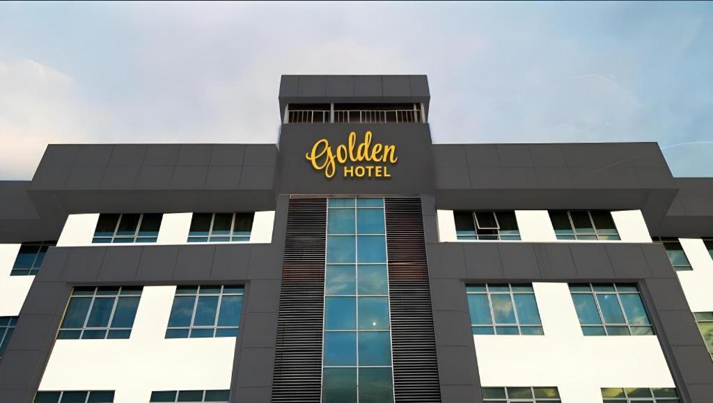 Golden Hotel Кота Кинабалу Екстериор снимка